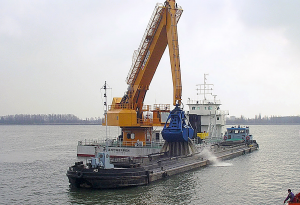 SERAM grue dragage S880